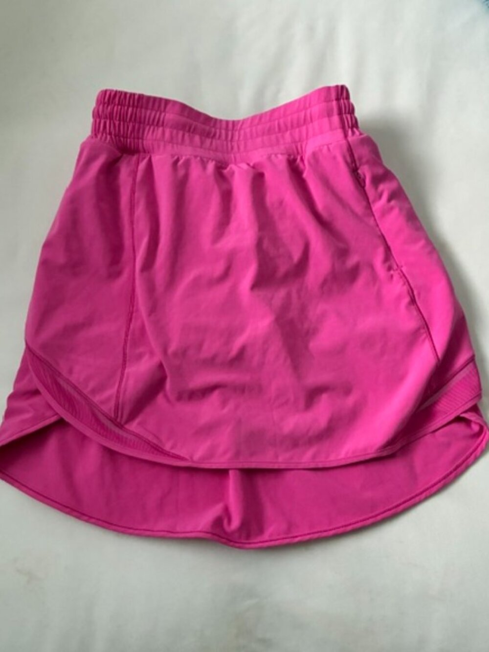 Lululemon Skort Lined with Pockets - Never worn - Size Small
